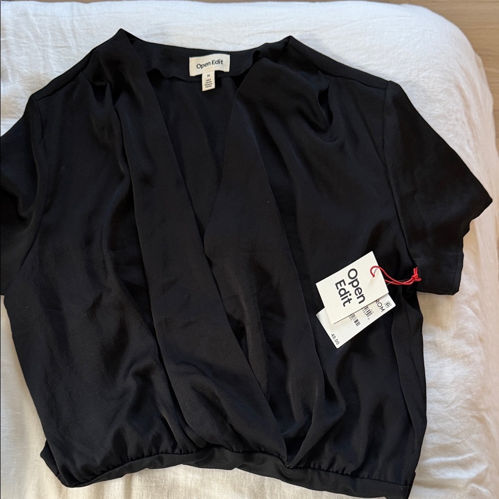 Women's Black Top